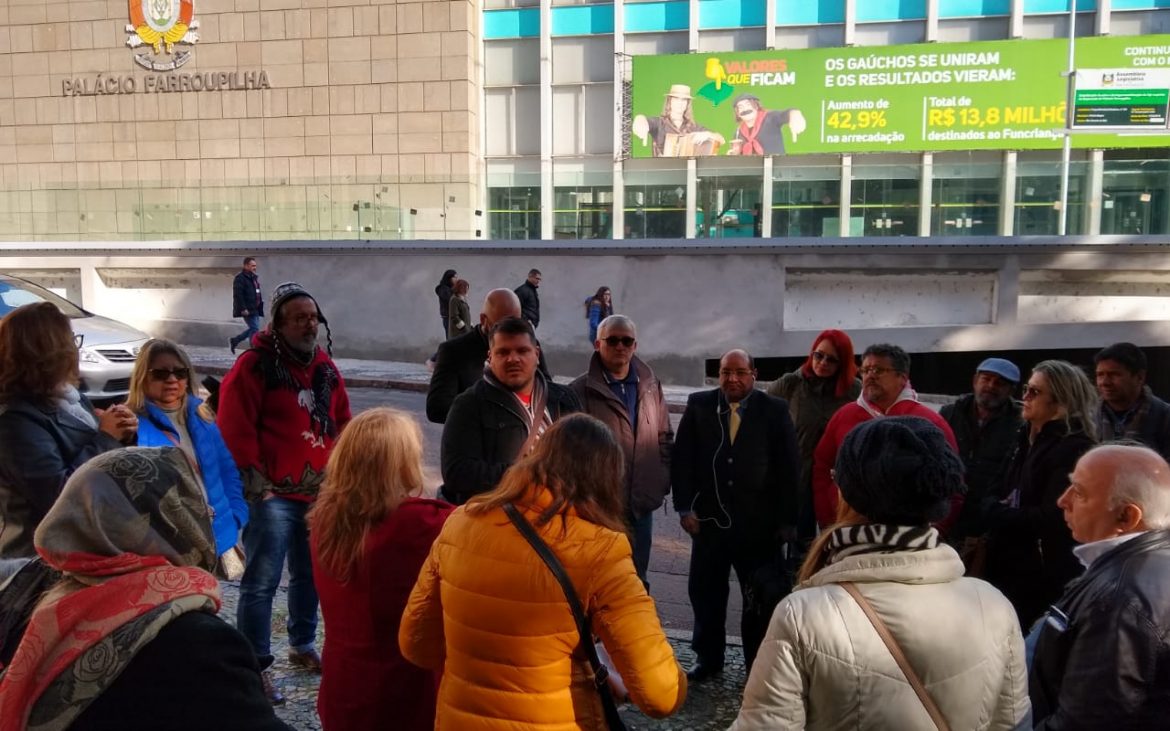 Pressão do TJ faz PL 93 avançar e Sindjus impede votação antes do recesso; PL 218 segue travado na CCJ