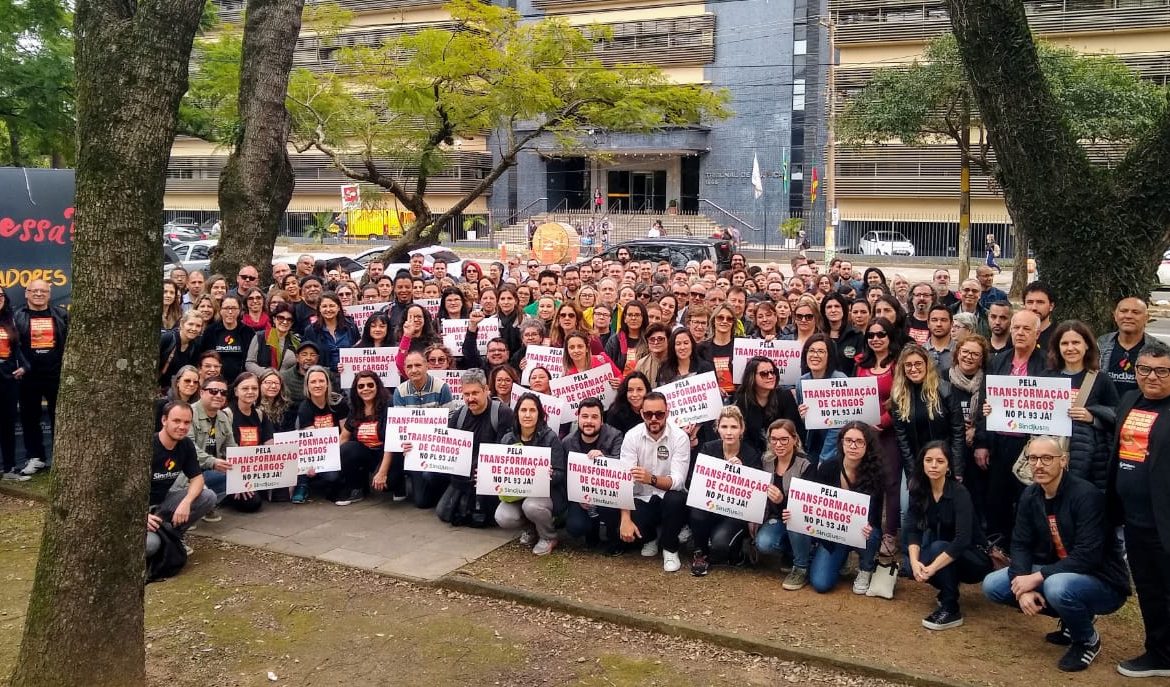 Trabalhadores da Justiça do RS fazem maior mobilização do ano