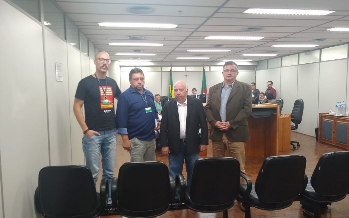 Entidades acompanham processo do auxílio alimentação em sessão extraordinária do COJE