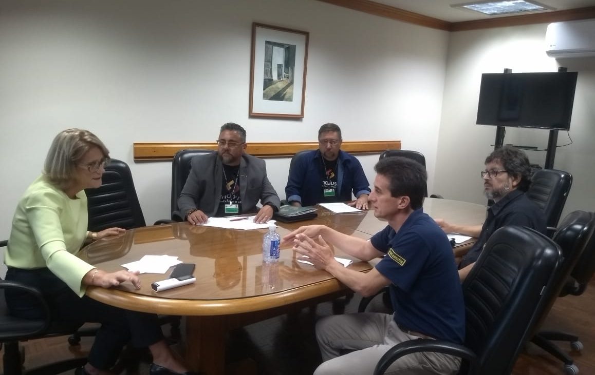 Em reunião, Sindjus reforça pedido de atitudes mais contundentes em relação ao coronavírus