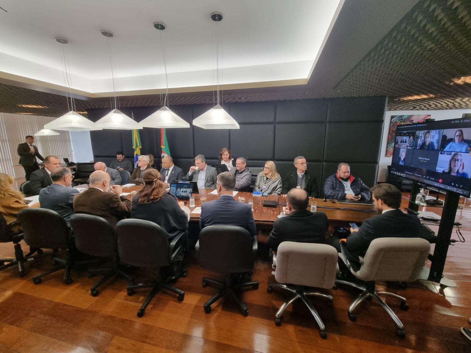 Calamidade no RS • Reunião com TJRS trata de medidas para servidores afetados pelas enchentes