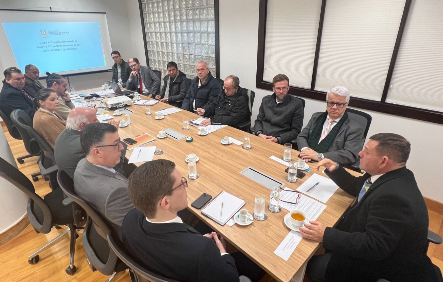 Comissão de Revisão do PCCS debate eixos para melhoria da lei