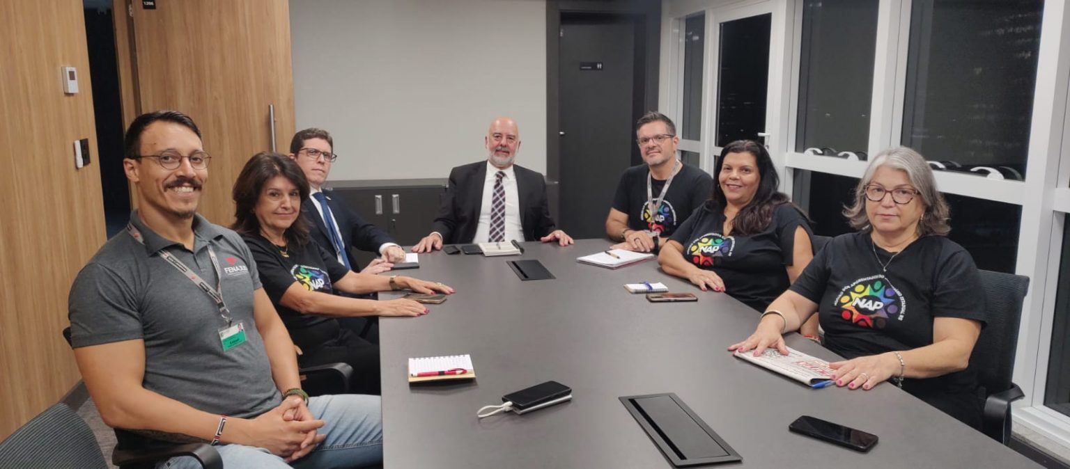 Sindjus segue na luta pelo auxílio-social e avança no auxílio-medicamento para aposentados e aposentadas